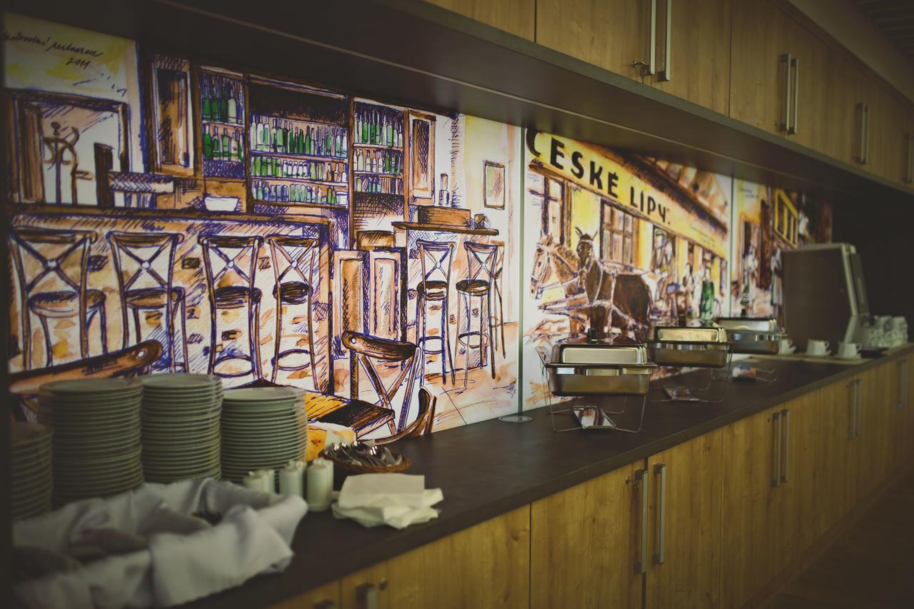 Statek Ceska Lipa Myslovice Hotel กลาโตเว ภายนอก รูปภาพ